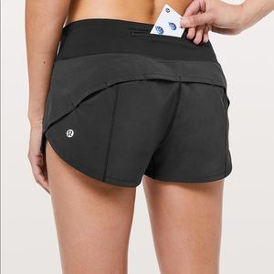 Lululemon Black Speed Up Shorts 2.5” size 4